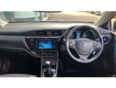 Toyota Auris Image 5