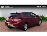 Toyota Auris Image 2