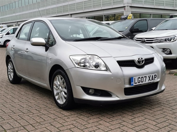 Large image for the Used Toyota AURIS