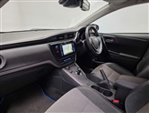 Toyota Auris Image 6