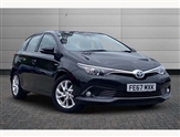 Toyota Auris Image 1