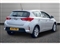 Toyota Auris Image 2