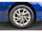 Toyota Auris Image 6