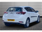 Toyota Auris Image 2