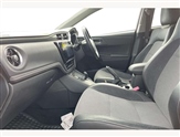Toyota Auris Image 2