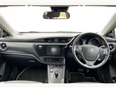 Toyota Auris Image 6
