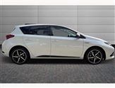 Toyota Auris Image 5