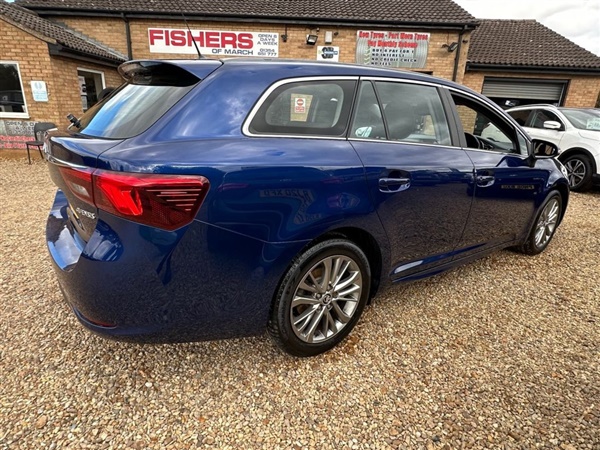 Large image for the Used Toyota AVENSIS