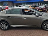 Used Toyota Avensis