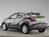Toyota C-HR Image 1
