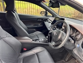 Toyota C-HR Image 2