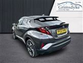 Toyota C-HR Image 2