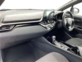 Toyota C-HR Image 2