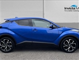 Toyota C-HR Image 2