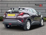 Toyota C-HR Image 4