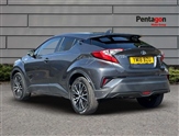 Toyota C-HR Image 2