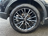 Toyota C-HR Image 5