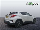 Toyota C-HR Image 2