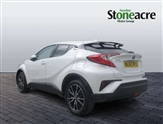 Toyota C-HR Image 4