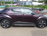 Toyota C-HR Image 2
