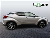 Toyota C-HR Image 2