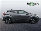 Toyota C-HR Image 2