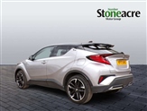 Toyota C-HR Image 4
