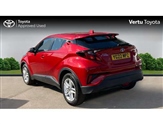 Toyota C-HR Image 4