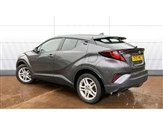 Toyota C-HR Image 2