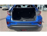 Toyota C-HR Image 4