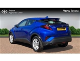Toyota C-HR Image 4
