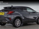 Toyota C-HR Image 2