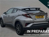 Toyota C-HR Image 2