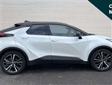 Toyota C-HR Image 2