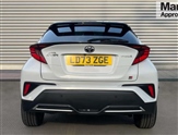 Toyota C-HR Image 4