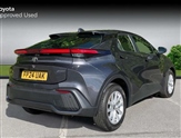 Toyota C-HR Image 4