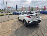 Toyota C-HR Image 2