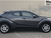 Toyota C-HR Image 2