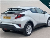 Toyota C-HR Image 3