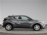 Toyota C-HR Image 2