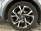 Toyota C-HR Image 4
