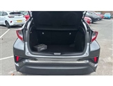 Toyota C-HR Image 4