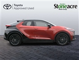 Toyota C-HR Image 4