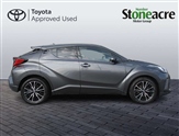 Toyota C-HR Image 2
