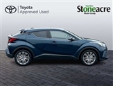 Toyota C-HR Image 4