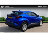 Toyota C-HR Image 2