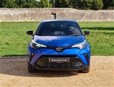 Toyota C-HR Image 2