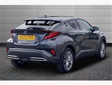 Toyota C-HR Image 2