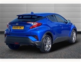 Toyota C-HR Image 2