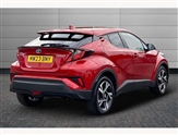 Toyota C-HR Image 2